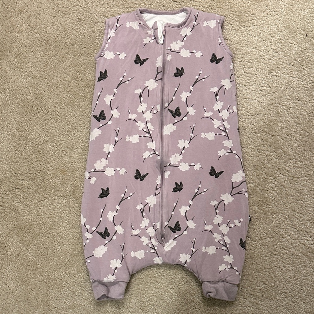 Kyte baby sleep bag walker in cherry blossom size M